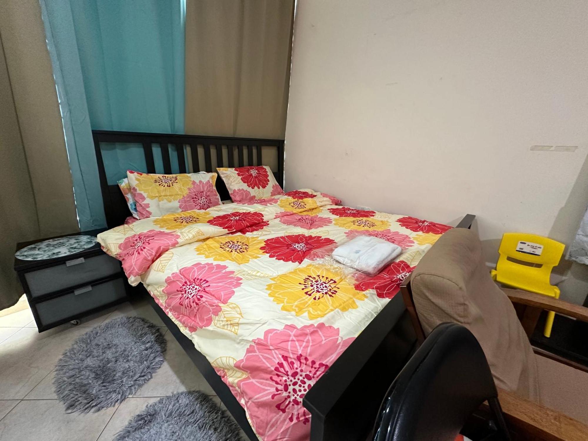 Hospedagem domiciliar Furnished Hall Private With Private Washroom Shared Near Alwahda Mall Muroor Flat1002 *