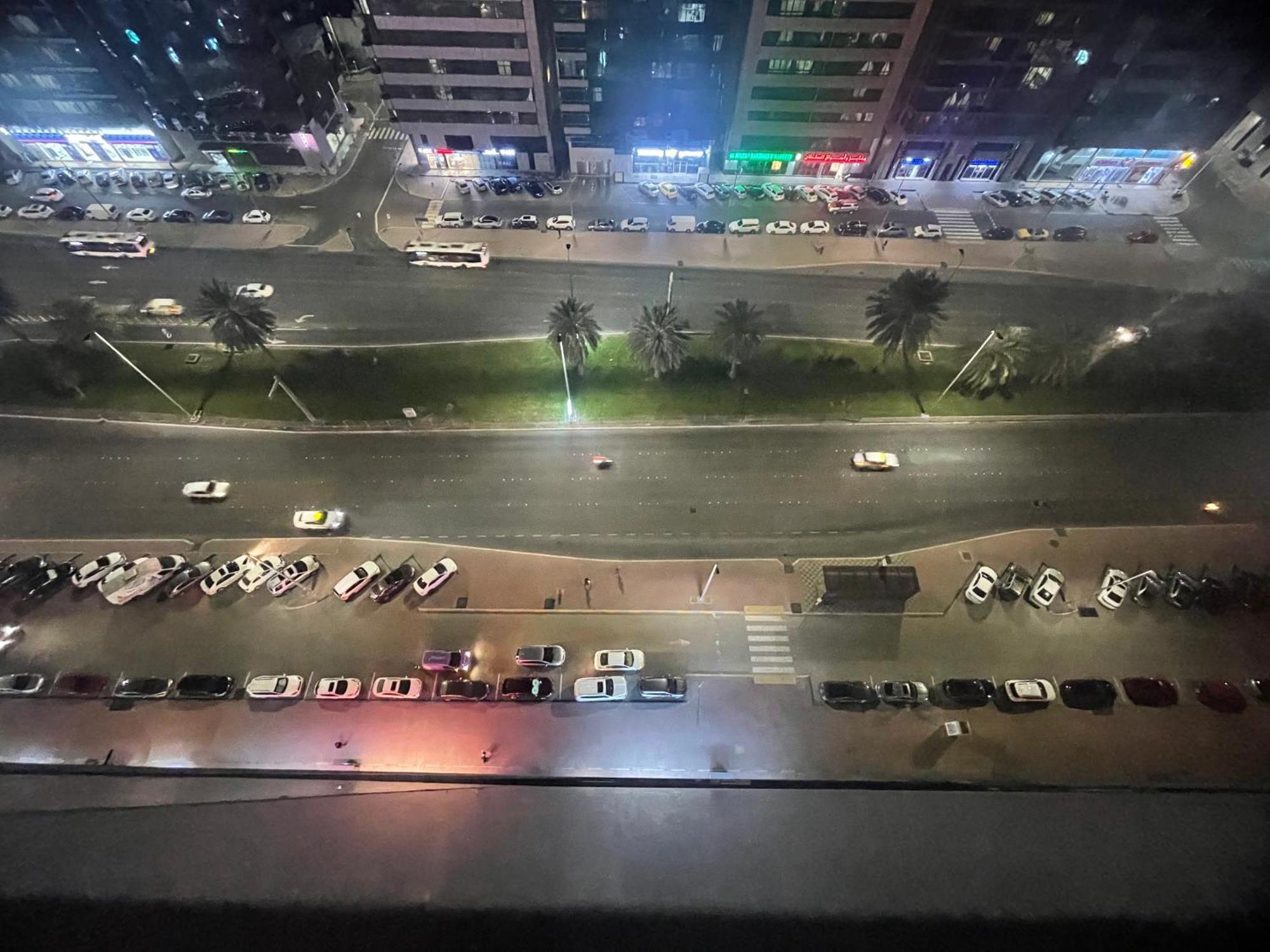 Furnished Hall Private With Private Washroom Shared Near Alwahda Mall Muroor Flat1002 Hospedagem domiciliar Abu Dhabi